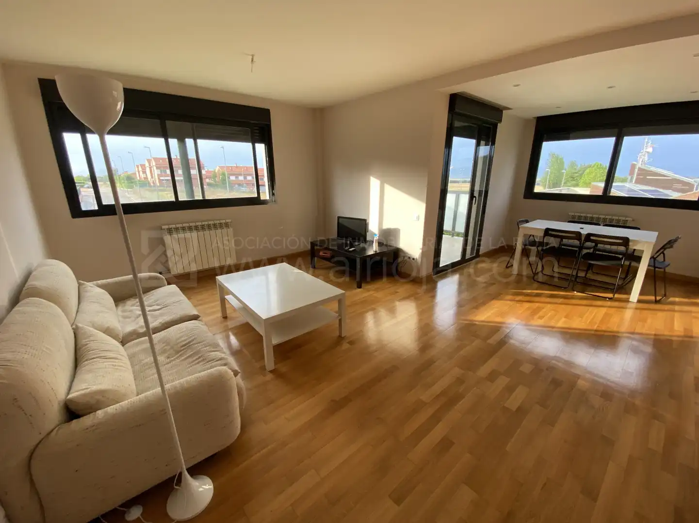 Living room of Flat for sale in Cirueña  with Heating, Terrace and Storage room