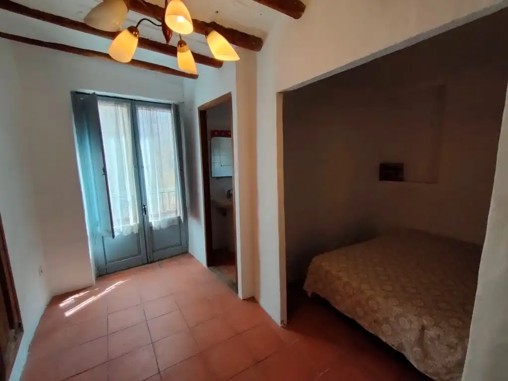 Einfamilien-Reihenhaus zum Verkauf in Valderrobres mit Heizung, Terrasse und Abstellraum