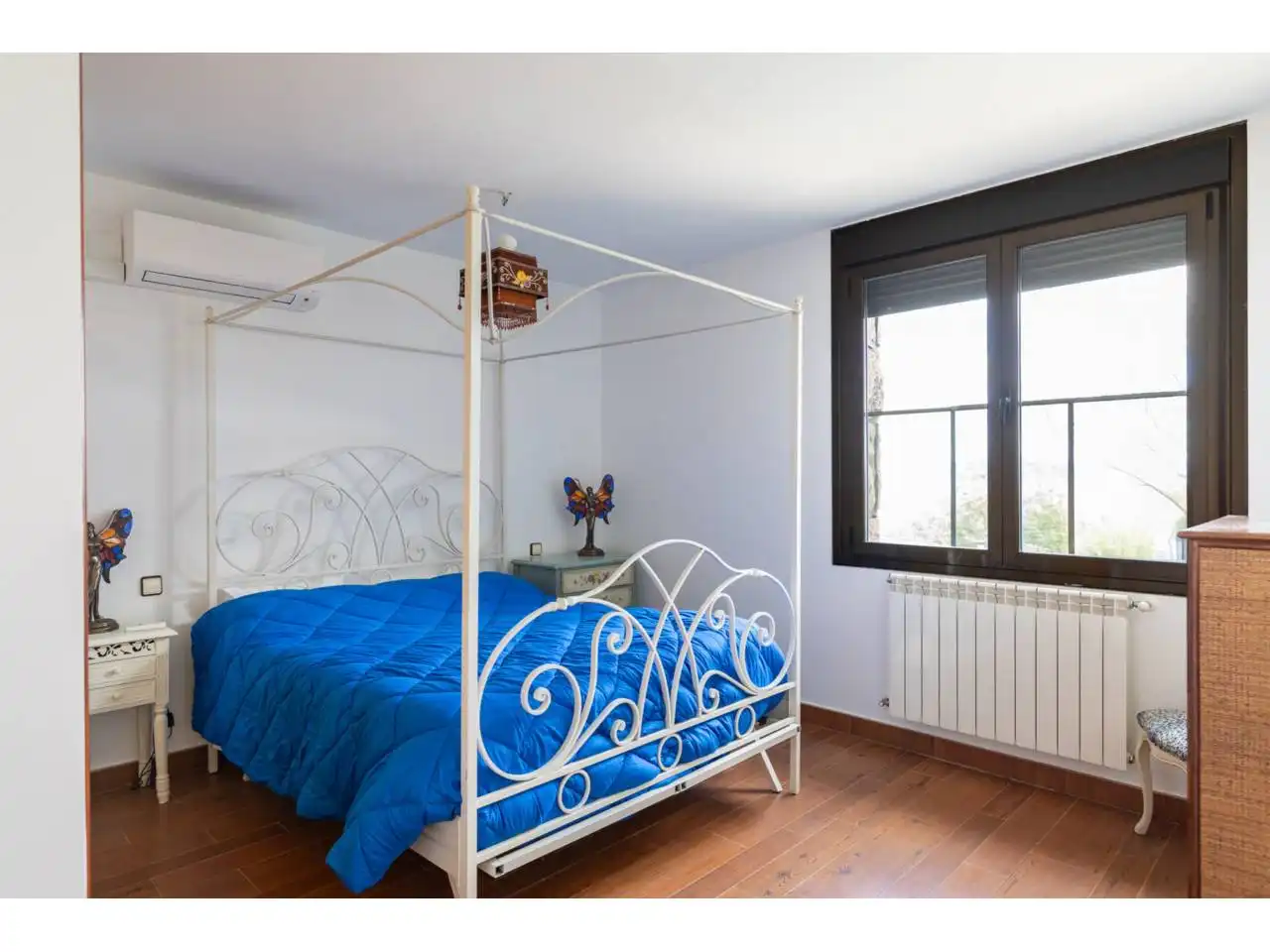 Schlafzimmer von Haus oder Chalet zum Verkauf in El Tiemblo  mit Klimaanlage, Heizung und Privatgarten