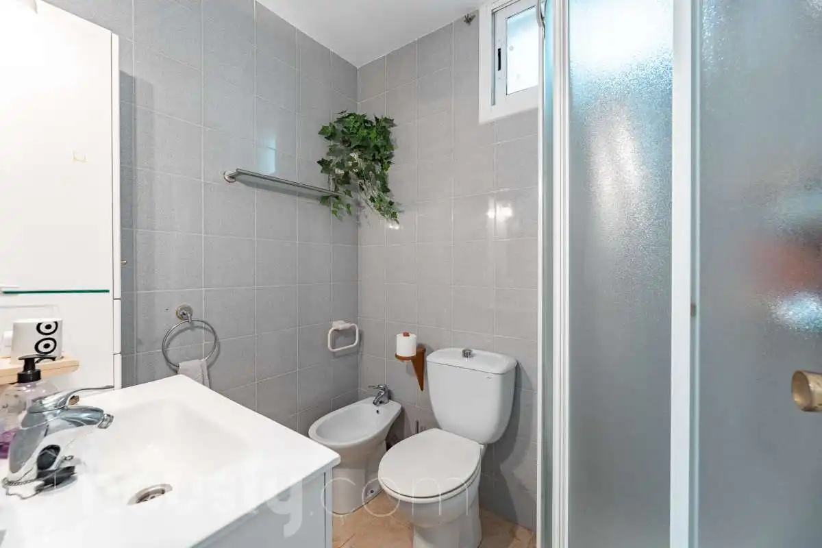 Bany de Casa o xalet en venda en Sant Pere de Ribes amb Aire condicionat, Calefacció i Jardí privat