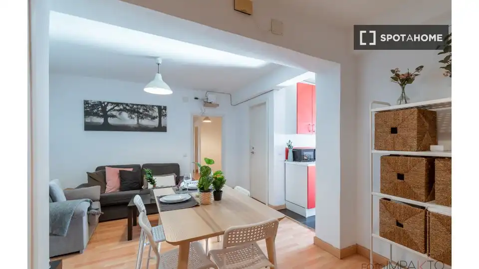 Room in Hispanoamérica - Bernabéu