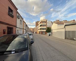 Exterior view of Single-family semi-detached for sale in  Jaén Capital  with Air Conditioner and Terrace