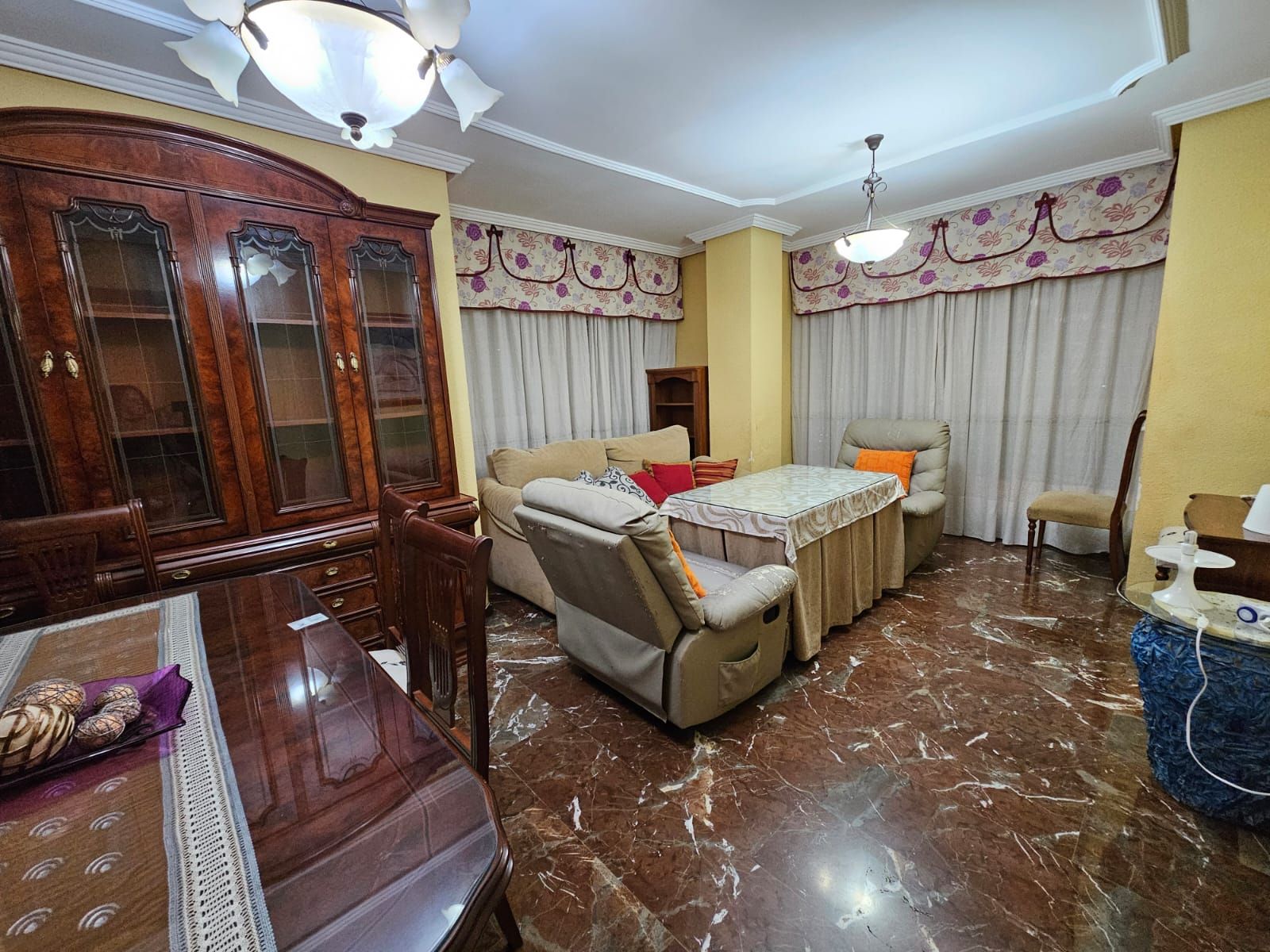 Living room of Flat for sale in Úbeda  with Air Conditioner, Heating and Storage room