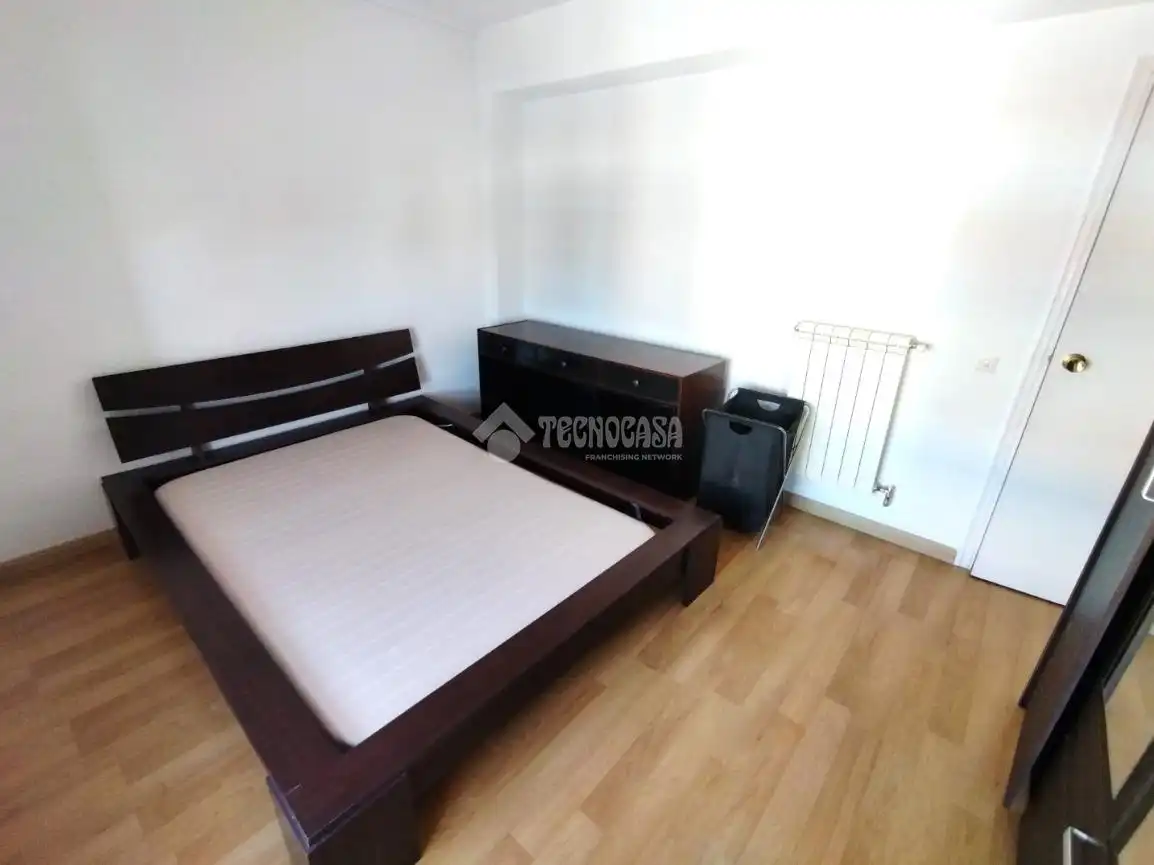 Dormitori de Pis en venda en Móstoles amb Calefacció, Parquet i Terrassa