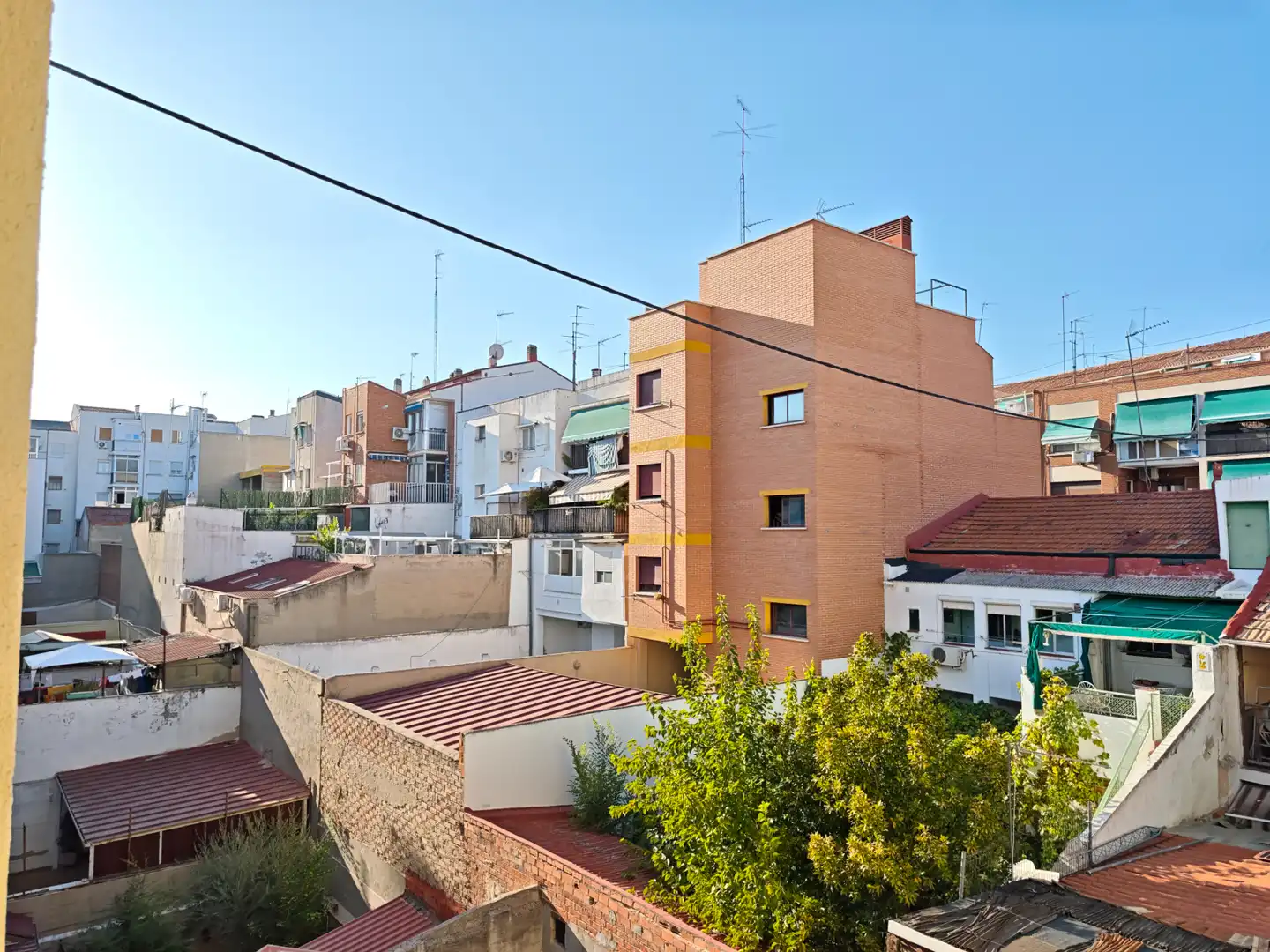 Vista exterior de Piso de alquiler en Madrid con Aire acondicionado, Terraza y Trastero