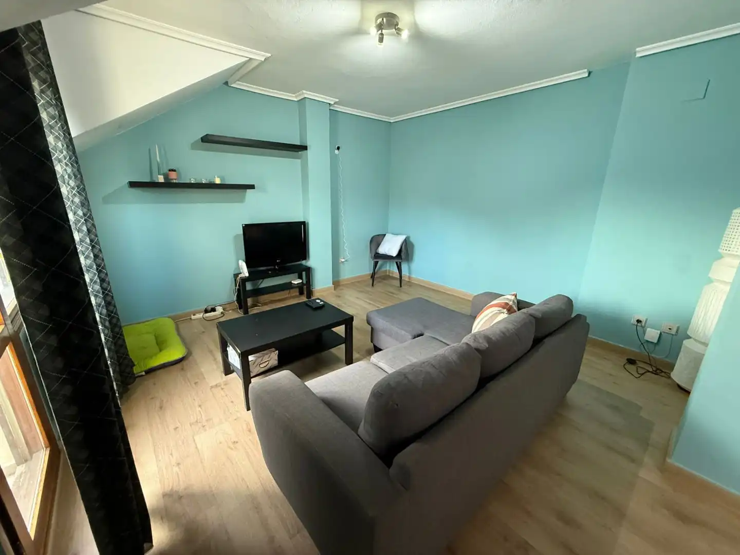 Sala d'estar de Pis en venda en Hazas de Cesto amb Calefacció i Terrassa