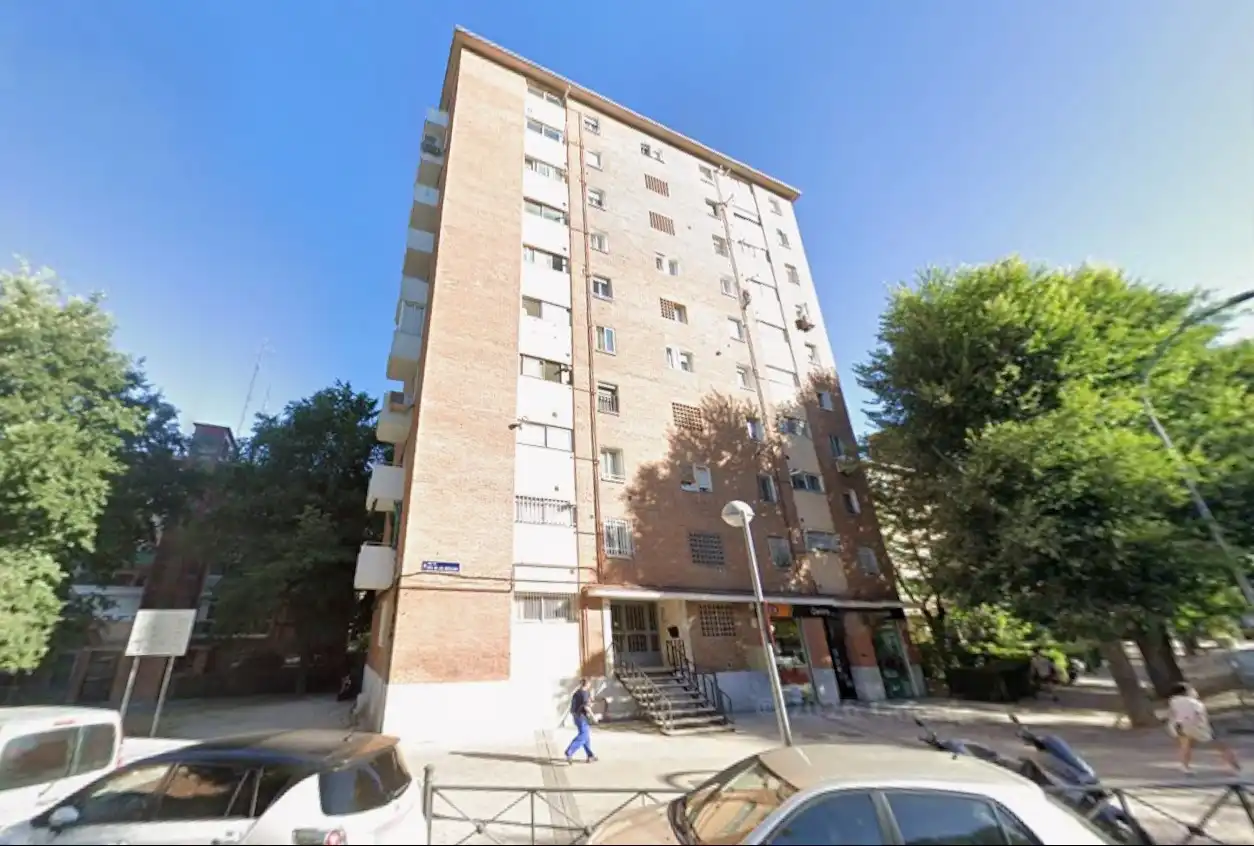 Vista exterior de Pis en venda en Madrid