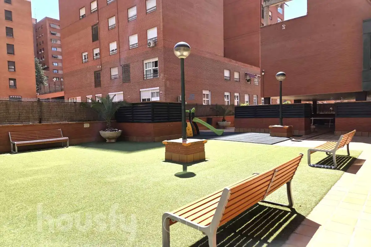 Vista exterior de Pis de lloguer en Madrid amb Aire condicionat, Calefacció i Moblat