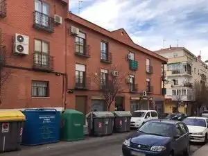 Vista exterior de Local en venda en Aranjuez amb Calefacció