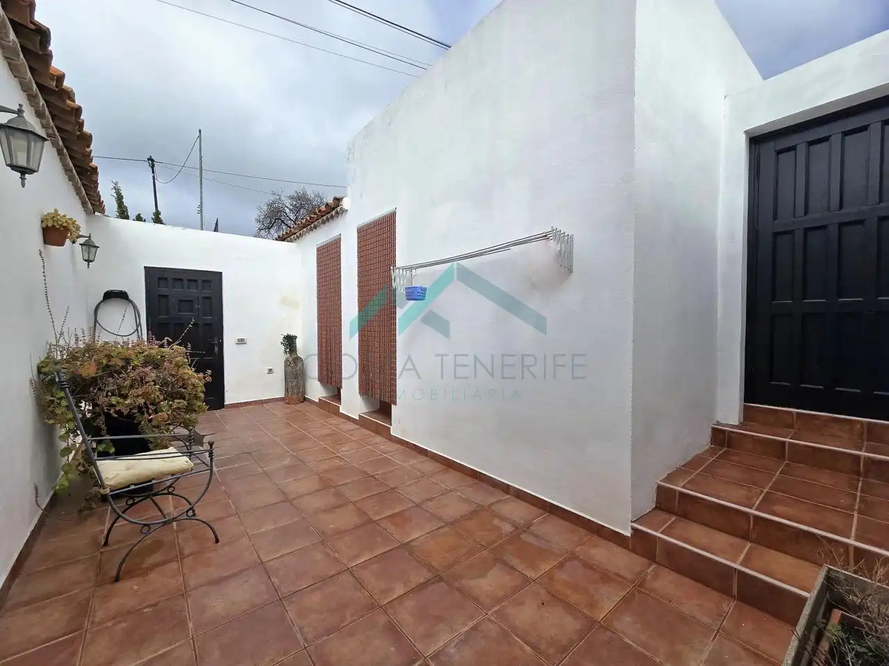 Terrassa de Finca rústica en venda en Guía de Isora amb Jardí privat i Moblat