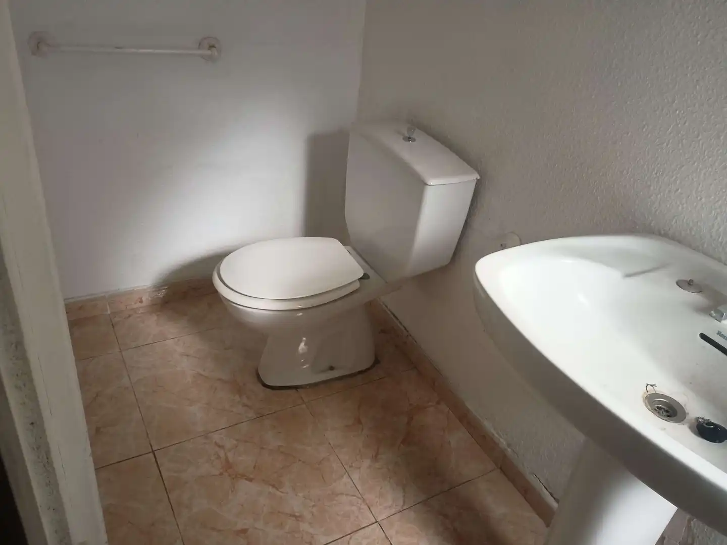 Piso en venta en C/ José Gómez Mompeán, San Crispín
