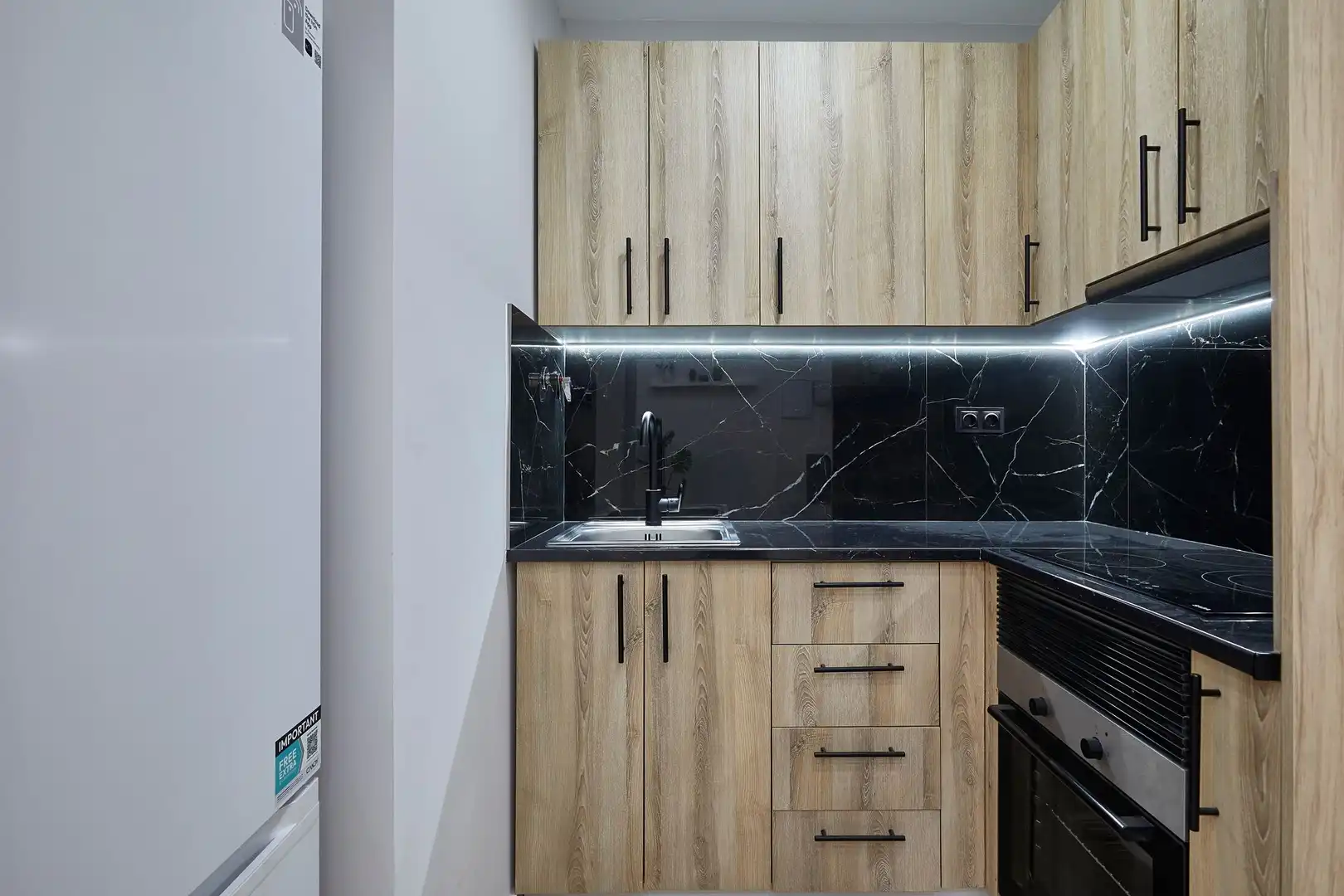 Kitchen of Flat for sale in Barcelona  with Air Conditioner and Parquet flooring