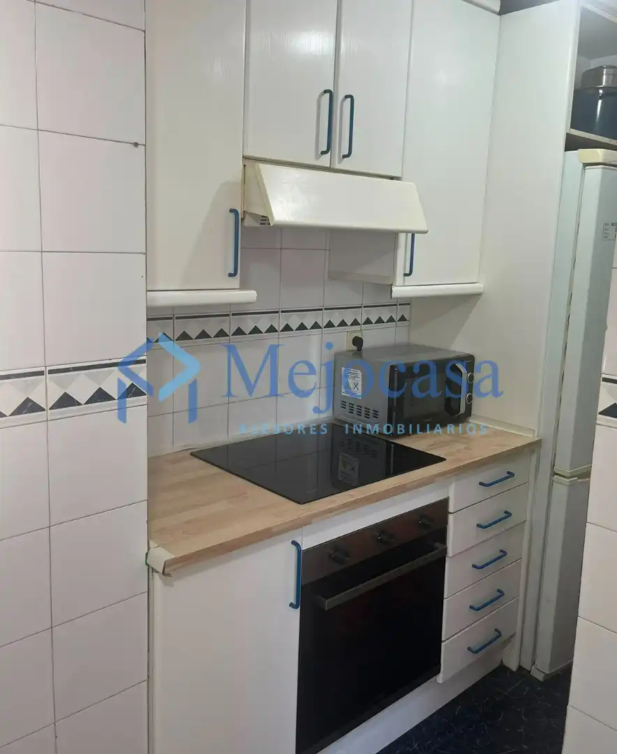 Cuina de Pis en venda en Madrid amb Aire condicionat, Calefacció i Terrassa