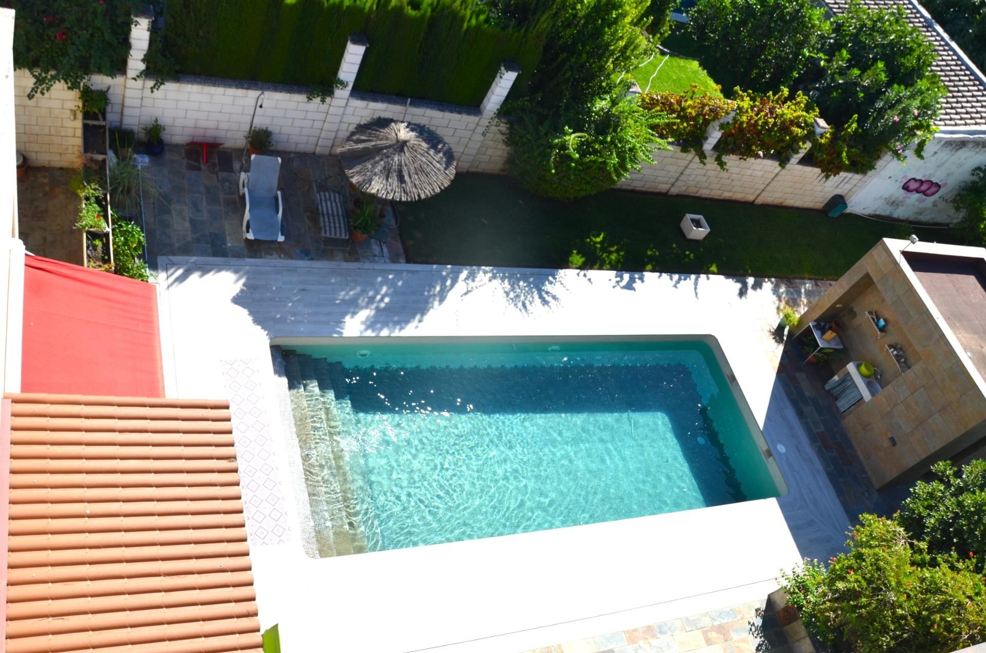 Swimming pool of House or chalet for sale in  Córdoba Capital  with Air Conditioner, Heating and Private garden