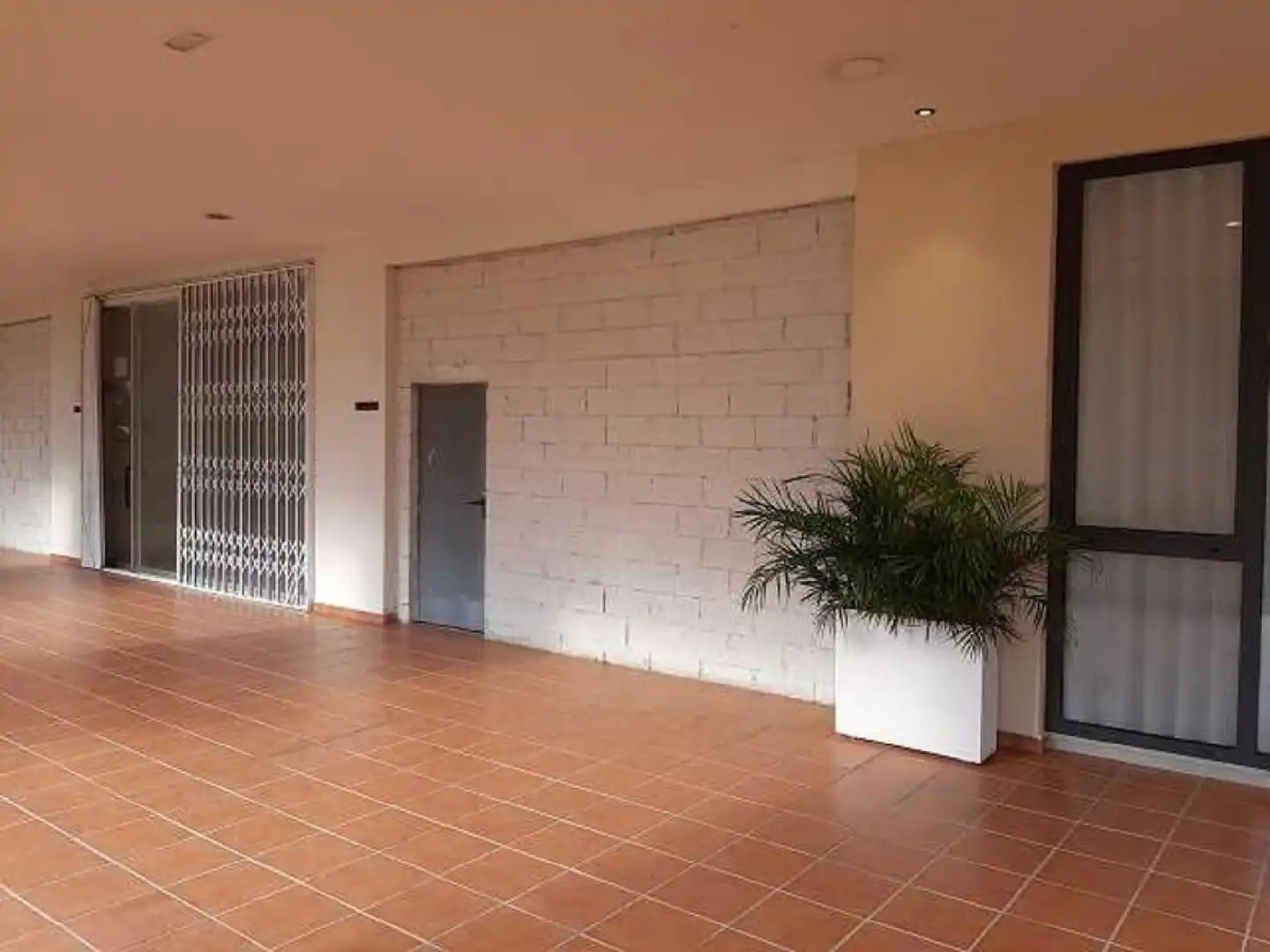 Locale commerciale in vendita a San Enrique - Guadiaro -  Pueblo Nuevo, imagen 3