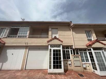 Exterior view of House or chalet for sale in Moralzarzal  with Private garden, Terrace and Balcony