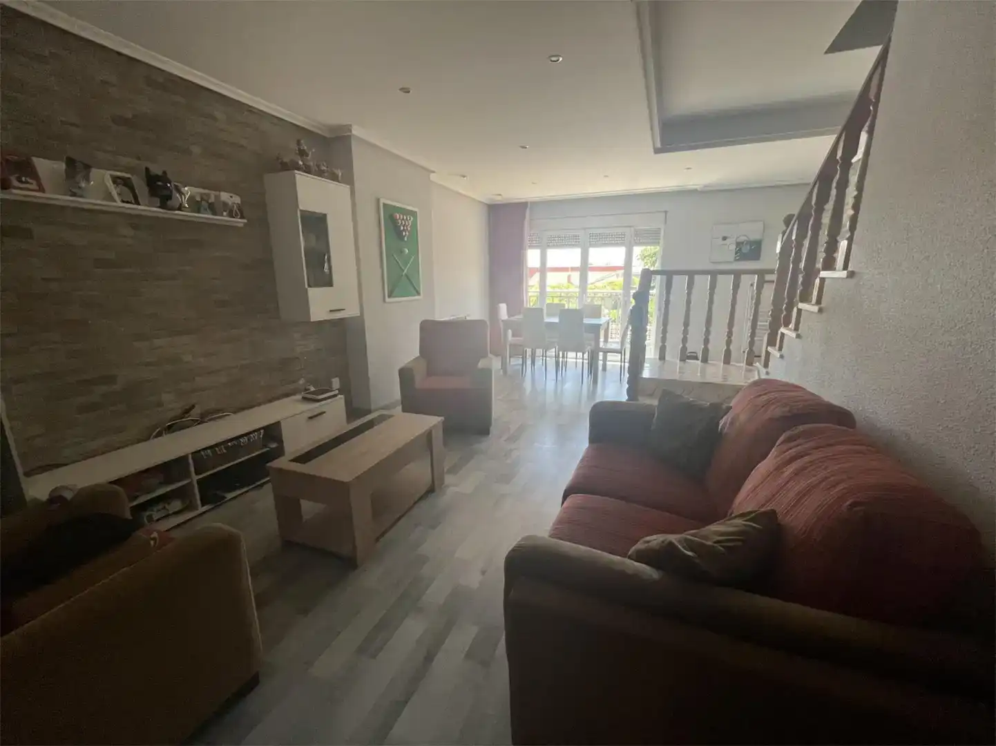 Sala d'estar de Casa o xalet en venda en Santovenia de la Valdoncina amb Balcó
