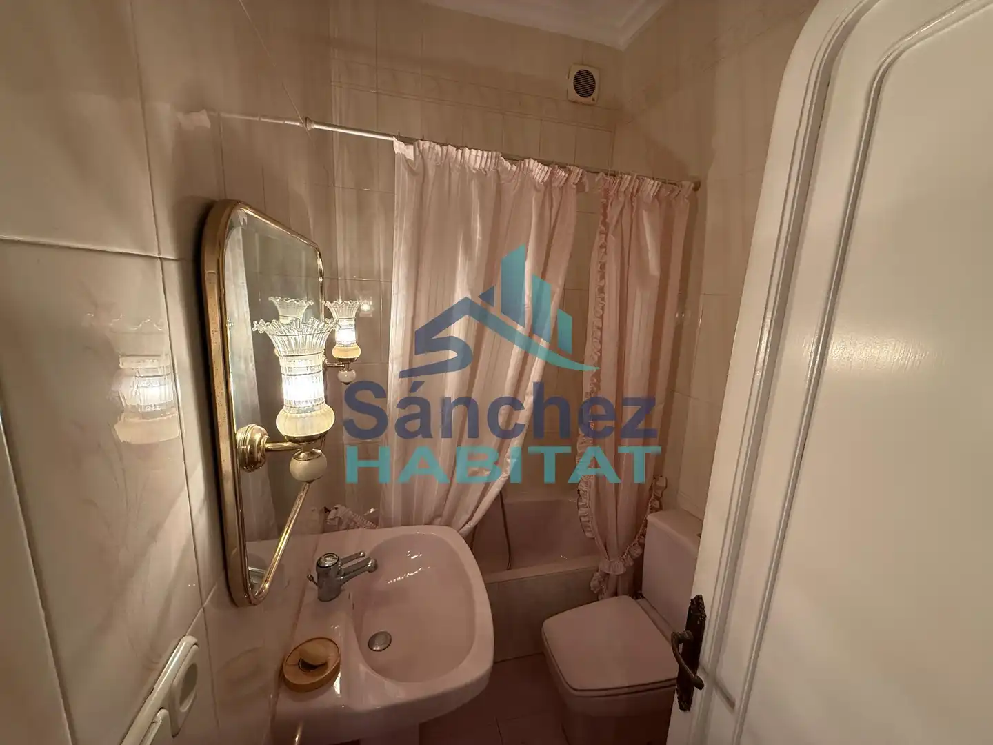 Baño de Casa o chalet en venta en Chelva con Aire acondicionado, Jardín privado y Terraza