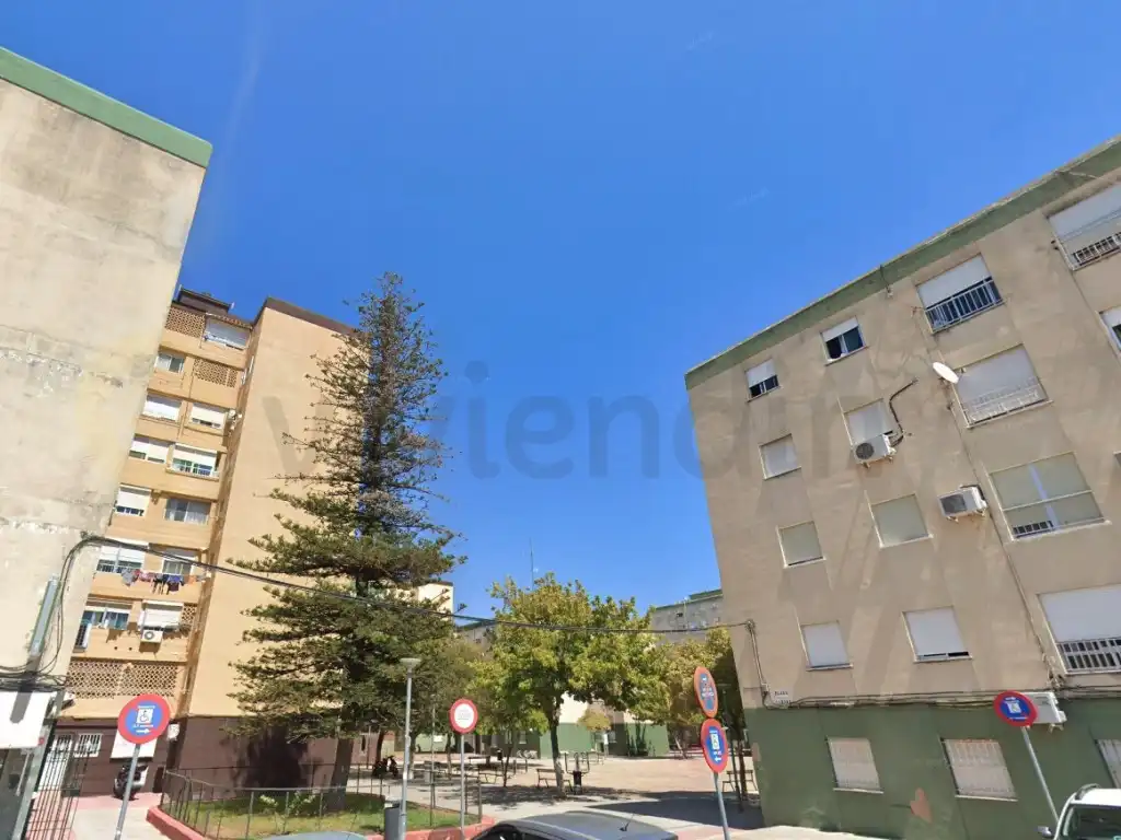 Vista exterior de Pis en venda en Jerez de la Frontera