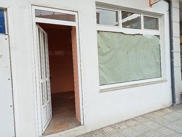 Local comercial en Alquiler en Avenida Ricardo Sánchez en Pontedeume