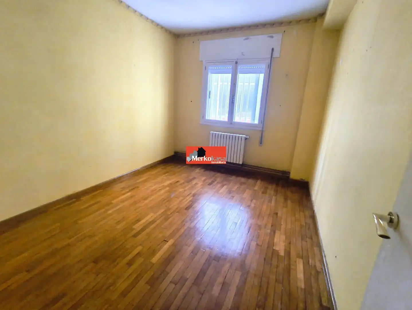 Bedroom of Flat for sale in Lugo  with Heating, Terrace and Storage room