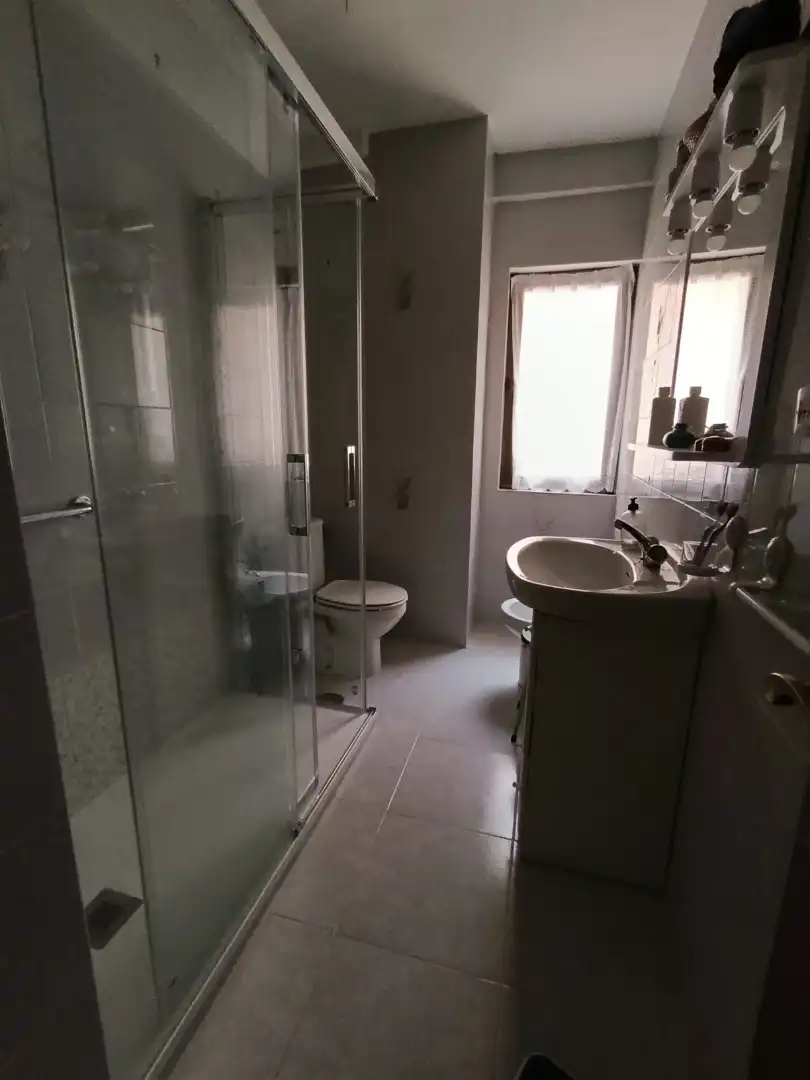 Baño de Piso en venta en Benavente con Calefacción, Parquet y Terraza