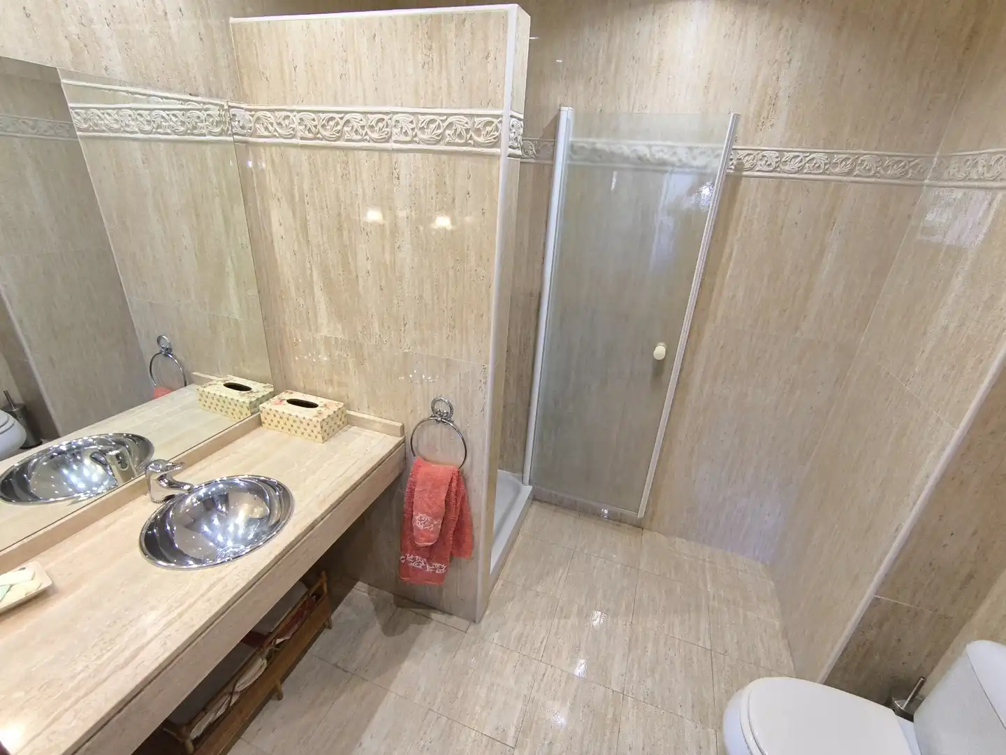 Badezimmer von Wohnung zum Verkauf in Palencia mit Heizung, Terrasse und Ofen