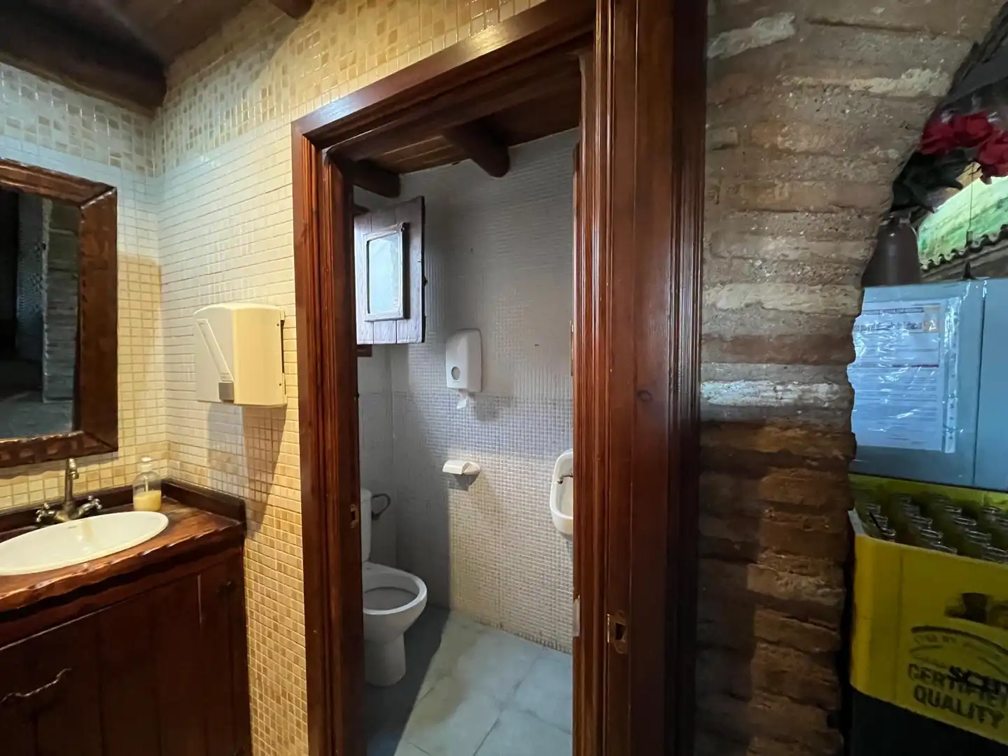 Baño de Local en venta en Pueyo / Puiu