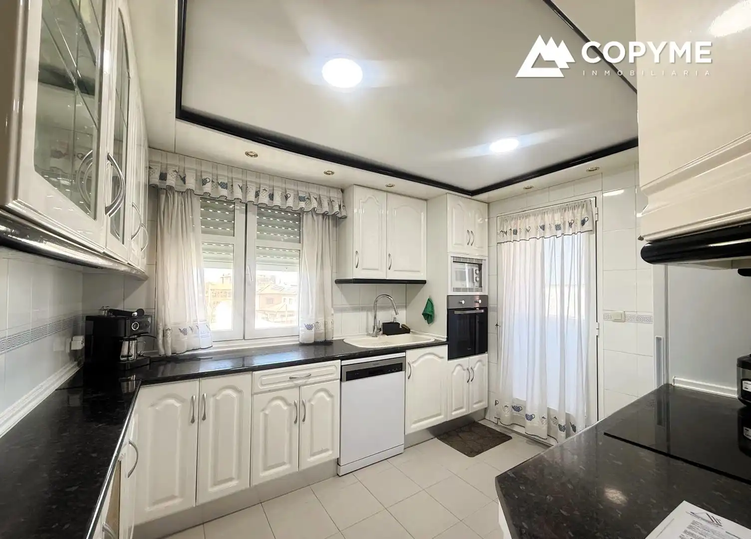 Cocina de Piso en venta en Torrijos con Aire acondicionado, Calefacción y Amueblado