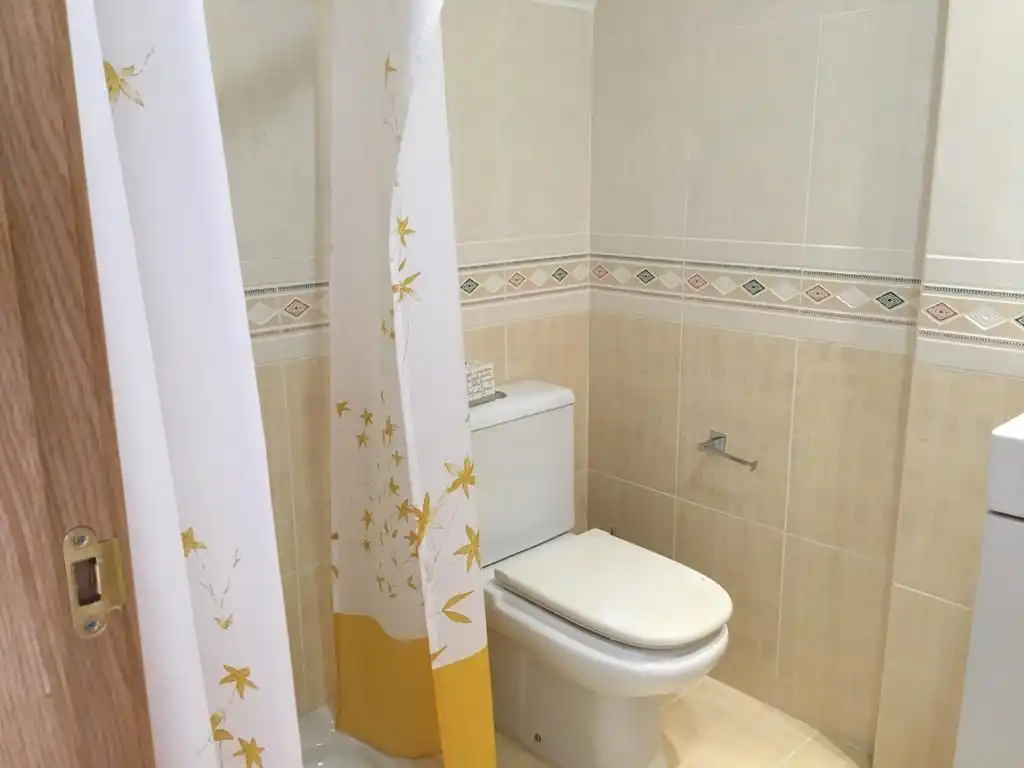 Baño de Piso en venta en Santurde de Rioja con Calefacción, Terraza y Trastero
