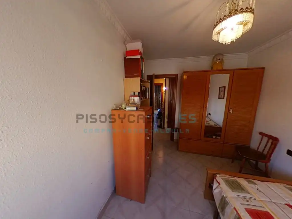 Casa con terraza en venta en Calle Democracia 4, imagen 59