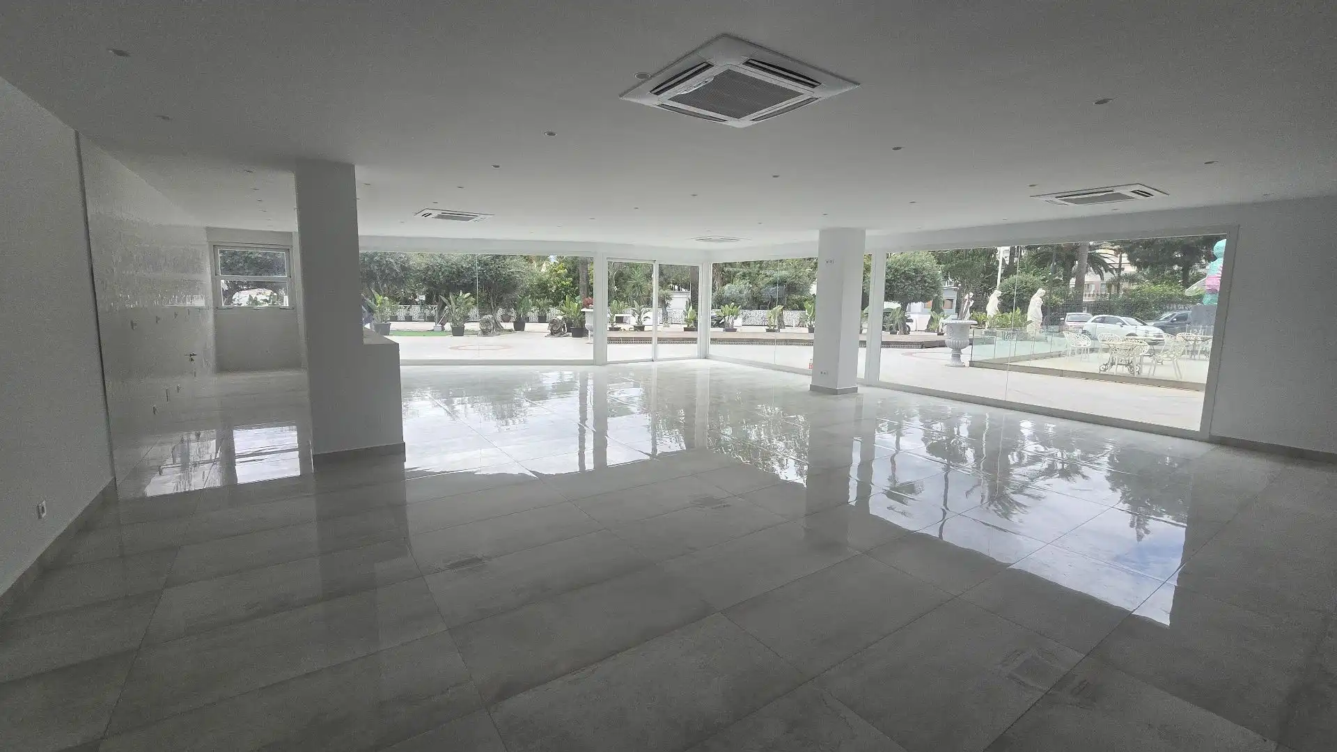 Local comercial en alquiler en Nueva Andalucía, imagen 44