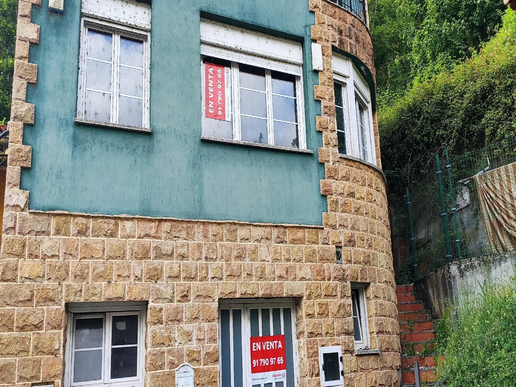 Vista exterior de Casa o xalet en venda en Laviana amb Traster