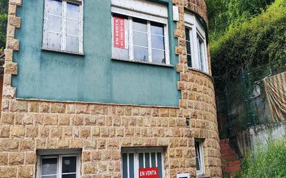 Vista exterior de Casa o xalet en venda en Laviana amb Traster