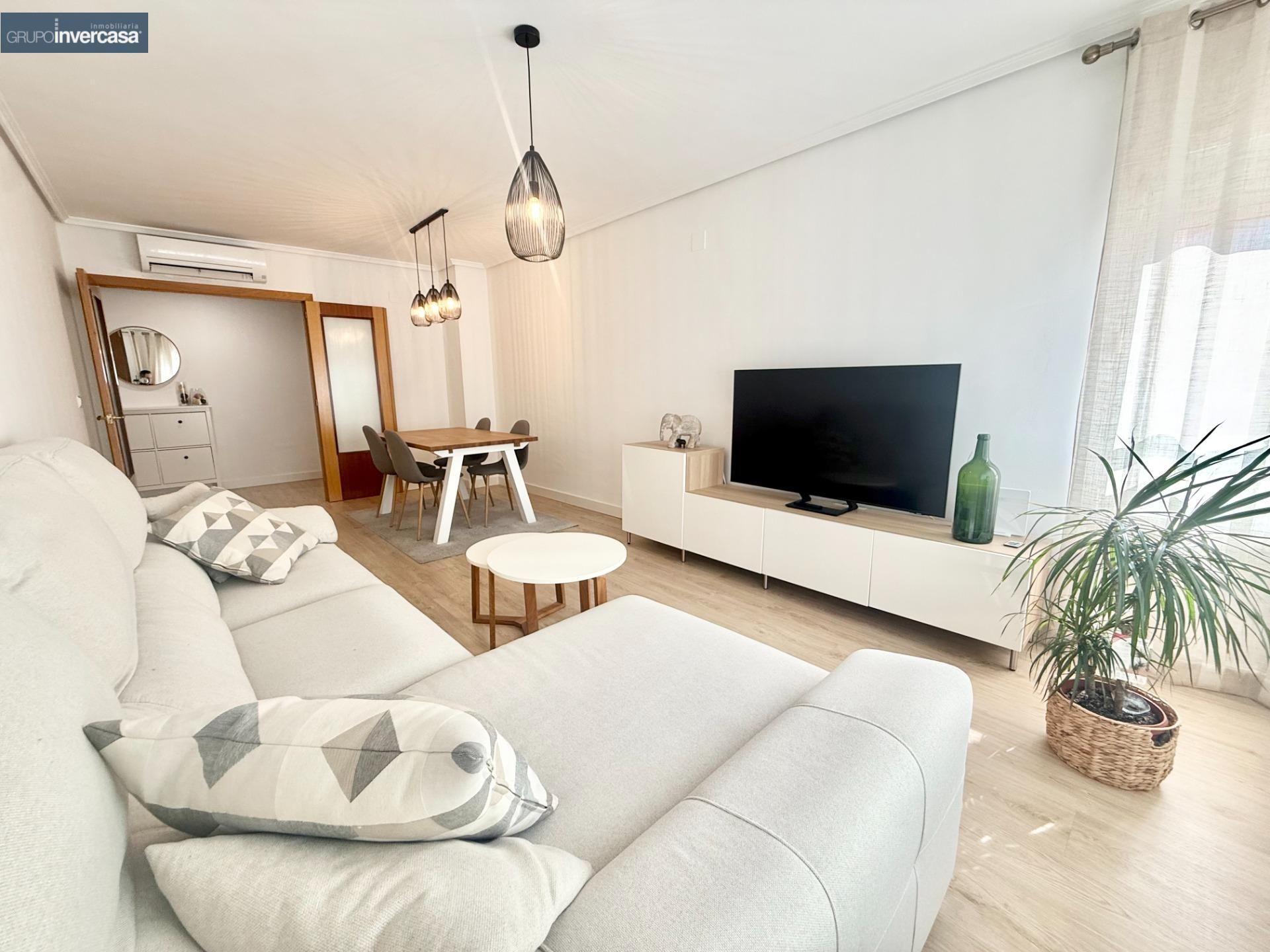 Living room of Flat to rent in Manises  with Air Conditioner