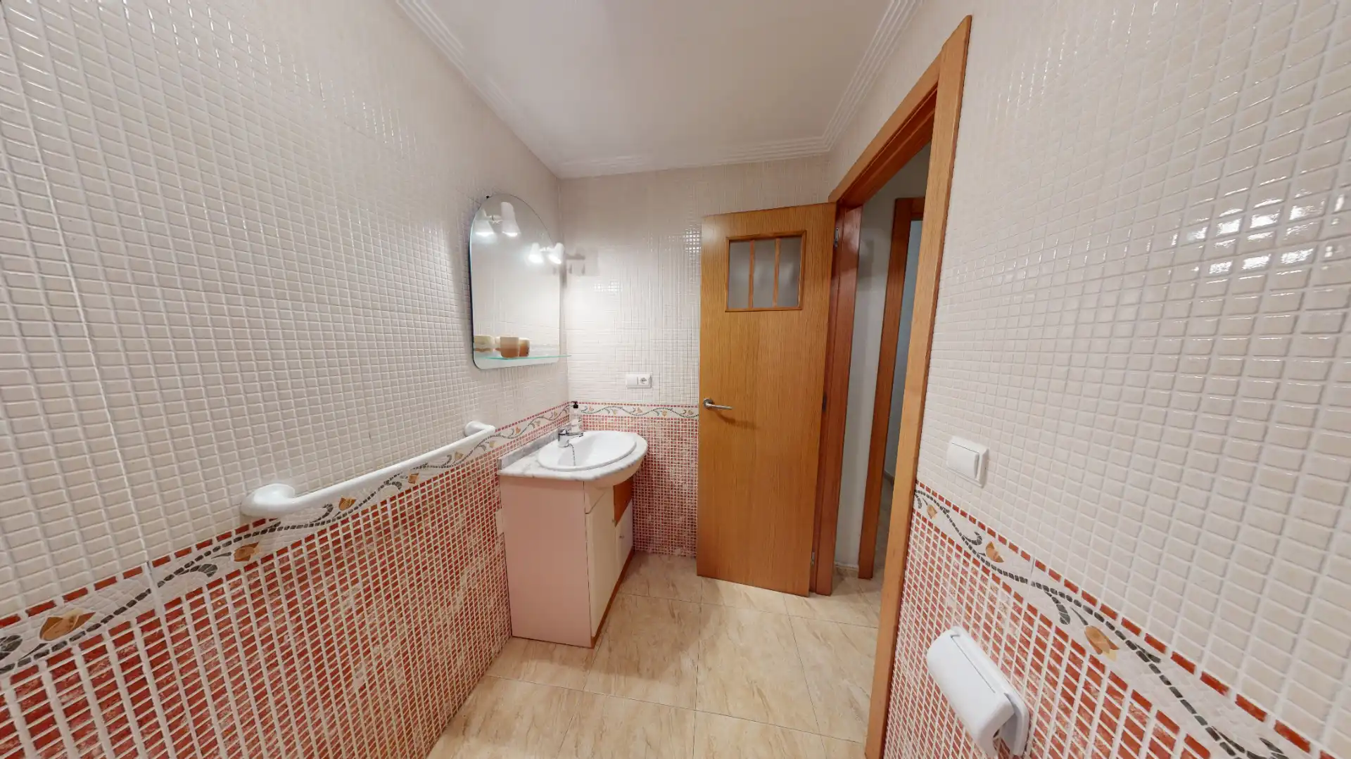 Baño de Piso en venta en Torrevieja con Aire acondicionado, Calefacción y Terraza