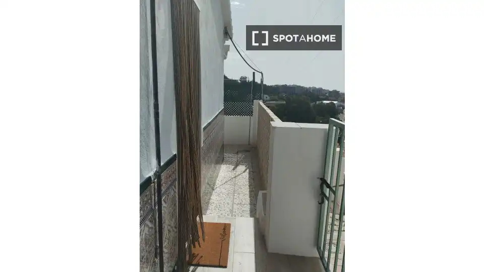 Terraza de Estudio para compartir en Málaga con Aire acondicionado, Calefacción y Terraza
