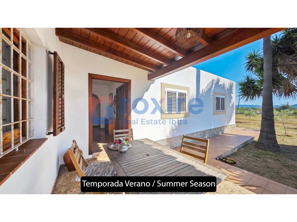 Exterior view of House or chalet to rent in Santa Eulària des Riu  with Private garden, Terrace and Furnished