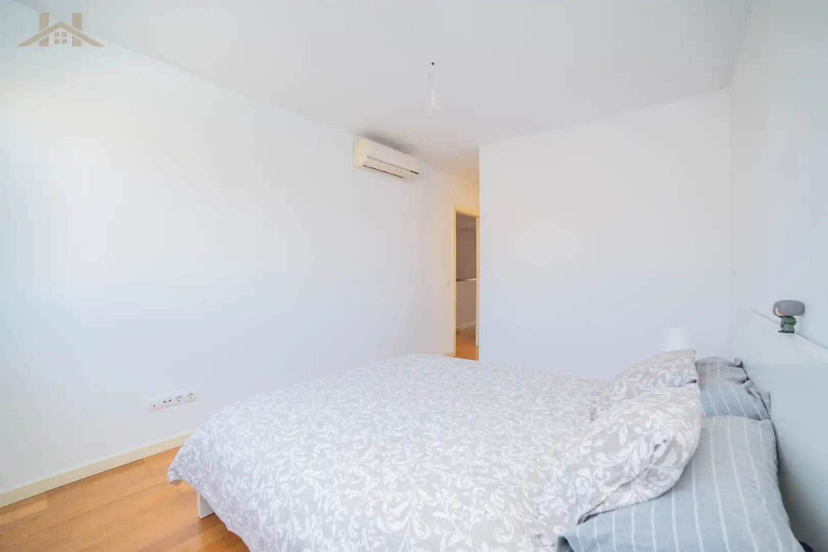 Habitación de Casa adosada en venta en Valdemoro con Aire acondicionado, Calefacción y Jardín privado