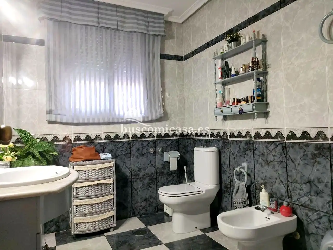 Bany de Casa o xalet en venda en Mengíbar amb Aire condicionat i Terrassa