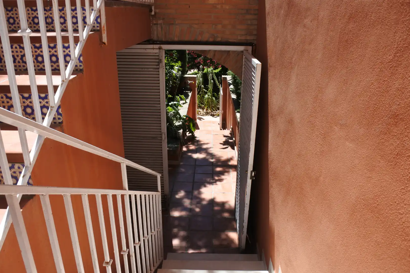 Piso para compartir en Granada con Aire acondicionado, Calefacción y Jardín privado