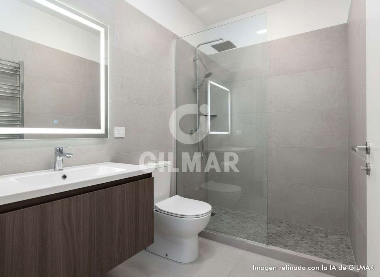 Badezimmer von Wohnungen zum verkauf in Arona mit Terrasse, Möbliert und Gemeinschaftspool