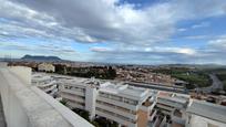 Vista exterior de Àtic en venda en Algeciras amb Aire condicionat, Terrassa i Traster