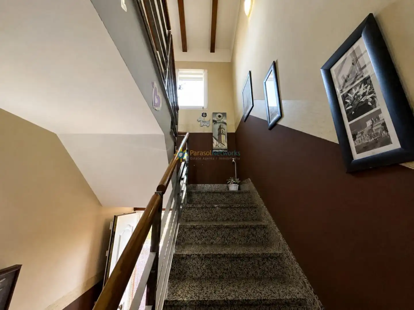 Haus oder Chalet zum Verkauf in Benigànim mit Klimaanlage, Privatgarten und Terrasse