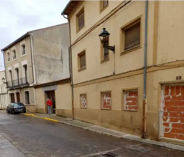Casa adosada en venda a Medina de Rioseco
