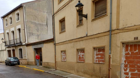 Foto 5 de Casa adosada en venta en Medina de Rioseco, Valladolid