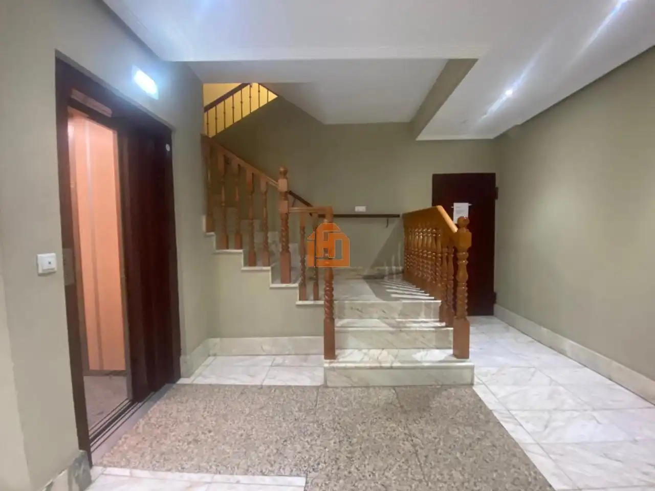 Apartament en venda en León Capital  amb Calefacció i Traster