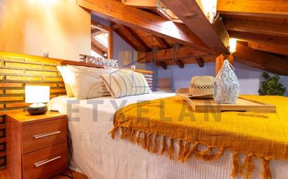 Bedroom of Attic for sale in Elorrio  with Heating