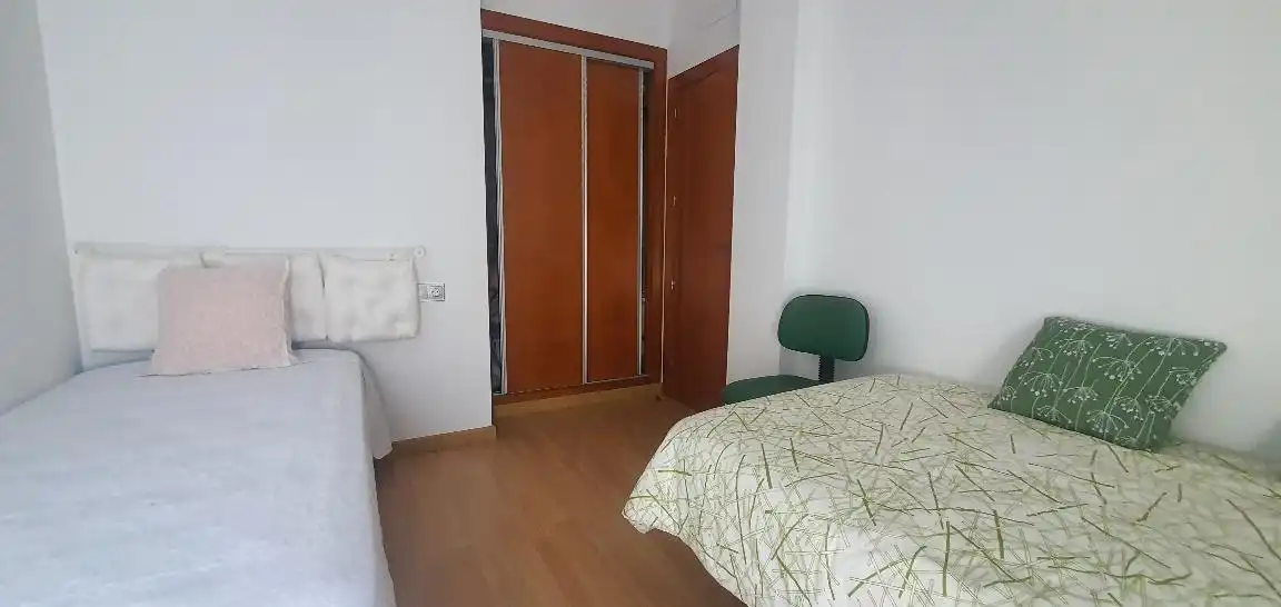 Dormitori de Casa adosada en venda en Hellín amb Aire condicionat, Calefacció i Parquet