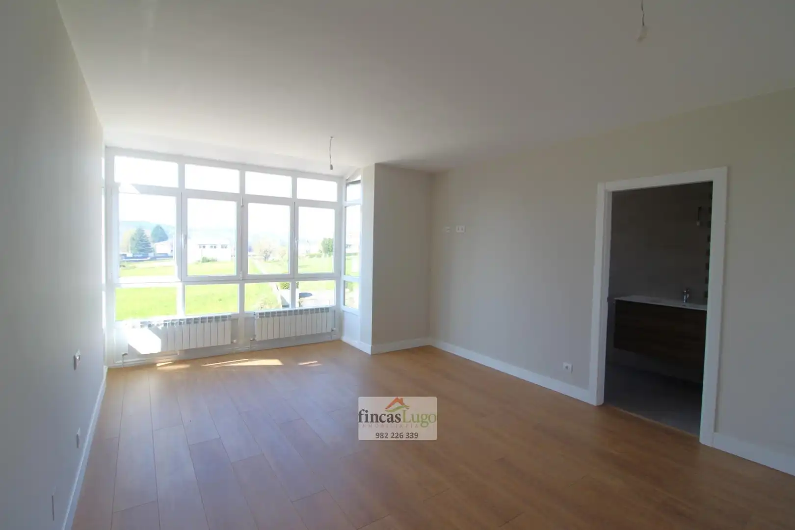 Habitación de Casa o chalet en venta en Lugo con Calefacción, Jardín privado y Terraza
